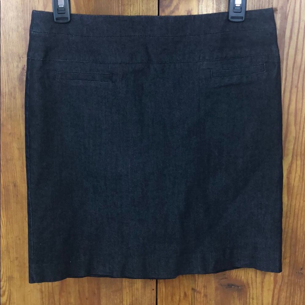 Darjoni Women’s Black Jean Skirt